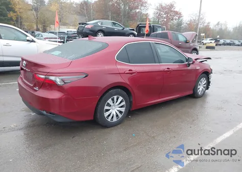 2021 Toyota Camry Le Hybrid from USA, damaged, VIN 4T1C31AK9MU027315